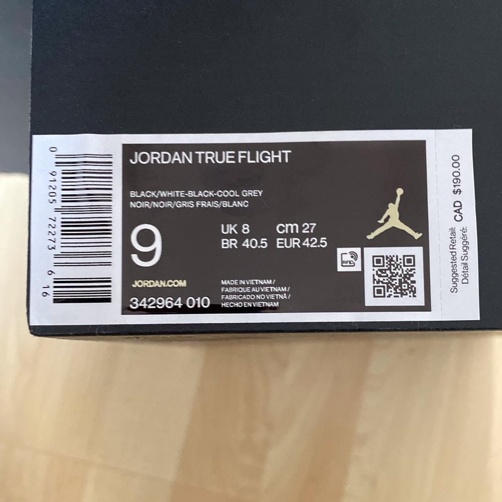 Jordan True Flight Shoes (with original box) - Picture 2 of 6